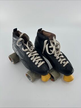 Black Women's Roller Skates with White Laces